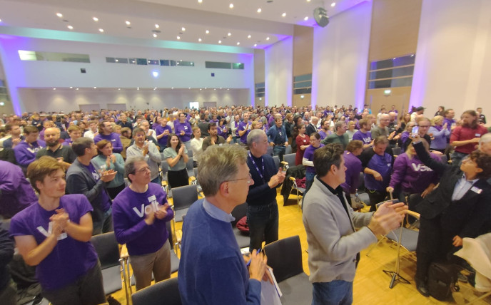 Volt General assembly, valné zhromaždenie Frankfurt 2025 Volt Europa, hnutie Volt, prvá a jediná federalistická strana európskej únie